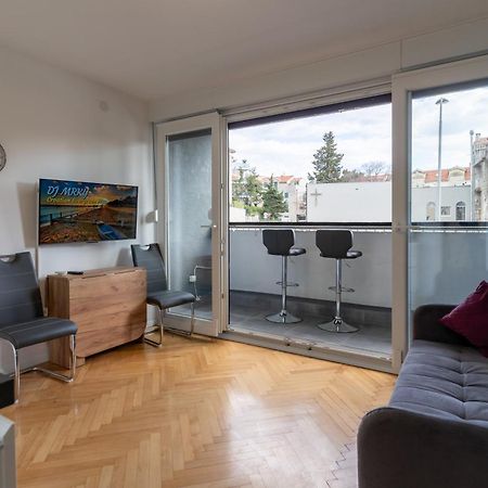 Ferienwohnung Royal Luxe Split Exterior foto